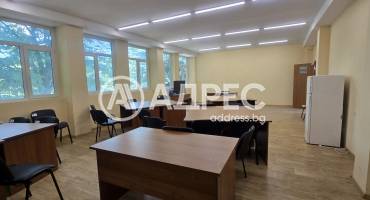 Офис Сграда/Търговски център, Шумен, Кв. Добруджански, 665303, Снимка 2