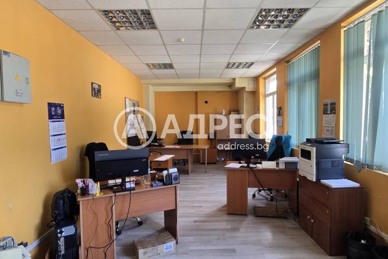 Офис Сграда/Търговски център, Шумен, Кв. Добруджански, 665303, Снимка 12