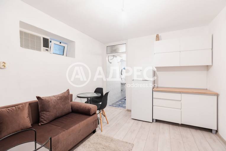 Едностаен апартамент, Варна, Гръцка махала, 679304, Снимка 1