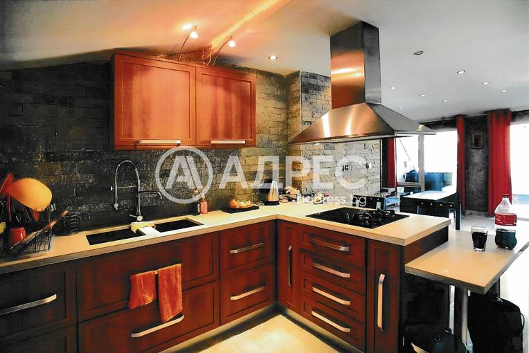 Тристаен апартамент, Ямбол, 680304, Снимка 1