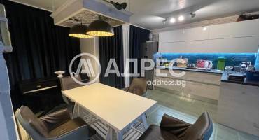 Тристаен апартамент, Варна, Операта, 686304, Снимка 1