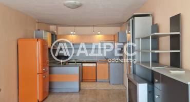 Тристаен апартамент, Варна, Окръжна болница, 689305, Снимка 2