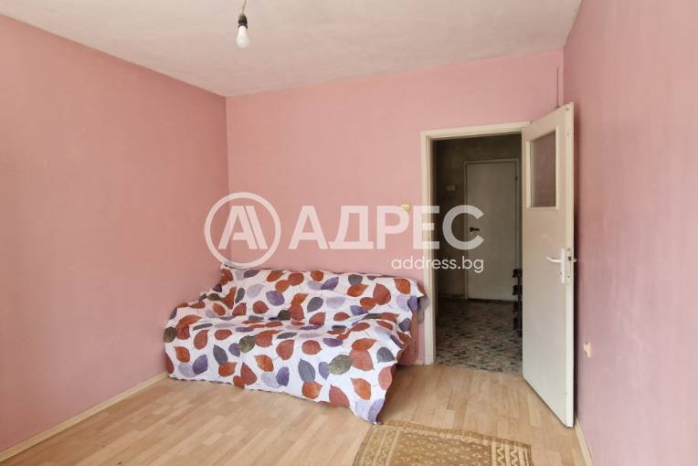 Тристаен апартамент, Варна, Окръжна болница, 689305, Снимка 19