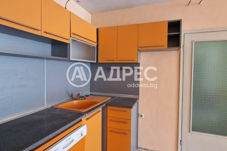 Тристаен апартамент, Варна, Окръжна болница, 689305, Снимка 4