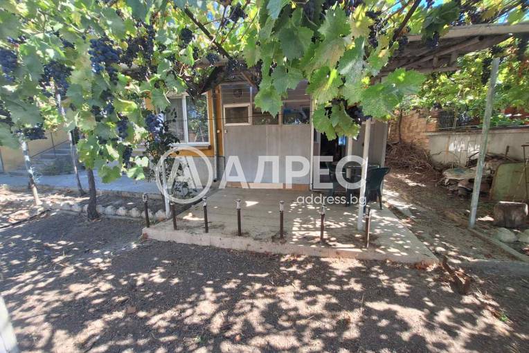 Етаж от къща, Белослав, 667307, Снимка 1