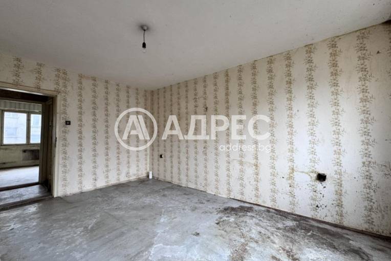 Тристаен апартамент, Русе, Здравец изток, 674307, Снимка 1