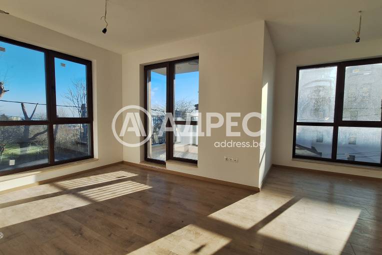 Двустаен апартамент, Варна, Бриз, 679307, Снимка 1