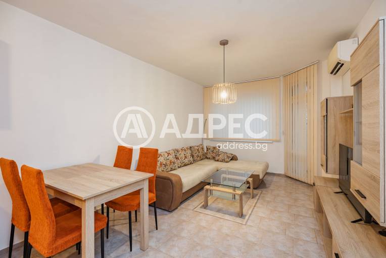 Тристаен апартамент, Варна, Централна поща, 683307, Снимка 1