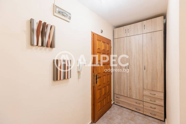 Тристаен апартамент, Варна, Централна поща, 683307, Снимка 21