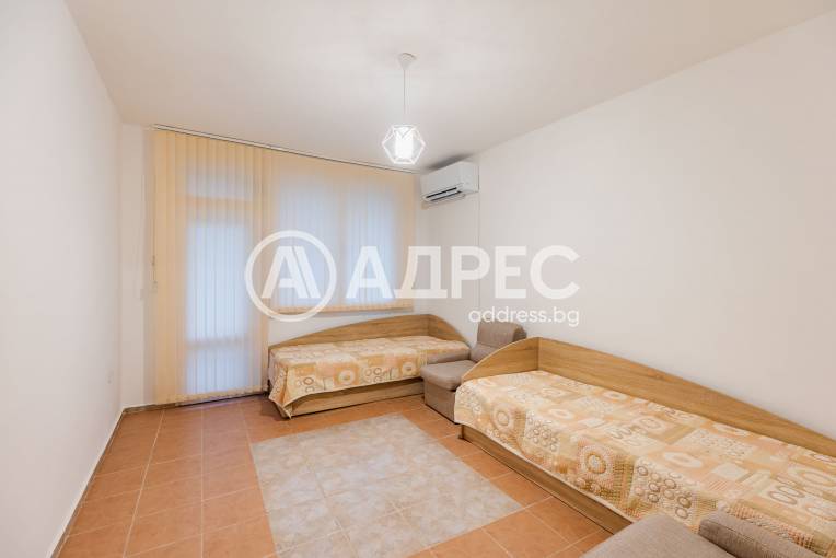 Тристаен апартамент, Варна, Централна поща, 683307, Снимка 3