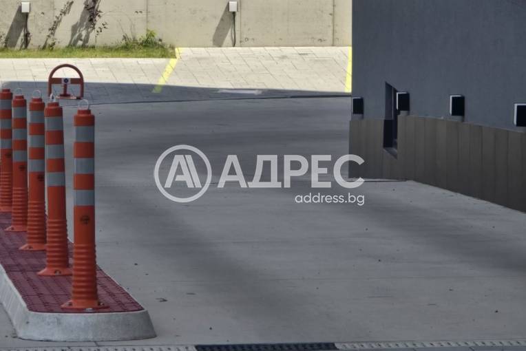 Паркомясто/Гаражна клетка, София, Манастирски ливади - изток, 700307, Снимка 1