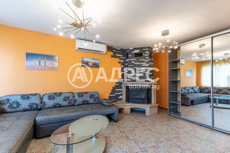 Двустаен апартамент, Варна, Генералите, 680308, Снимка 2