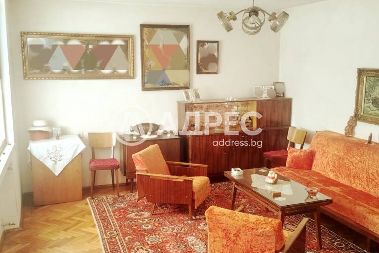 Тристаен апартамент, Шумен, Добруджански, 683308, Снимка 1