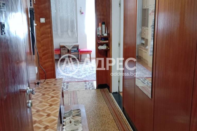 Тристаен апартамент, Шумен, Добруджански, 683308, Снимка 2