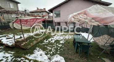 Къща/Вила, Плевен, Център, 685309