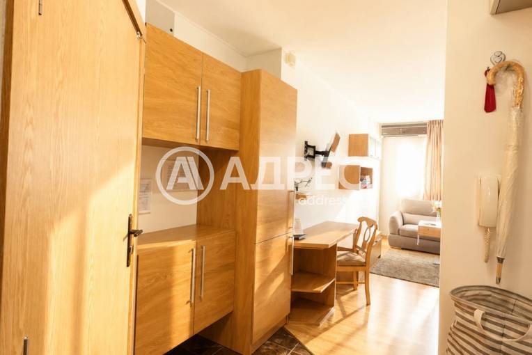 Двустаен апартамент, Варна, Център, 703309, Снимка 3