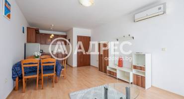 Двустаен апартамент, Варна, к.к. Св.Св. Константин и Елена, 691310, Снимка 5
