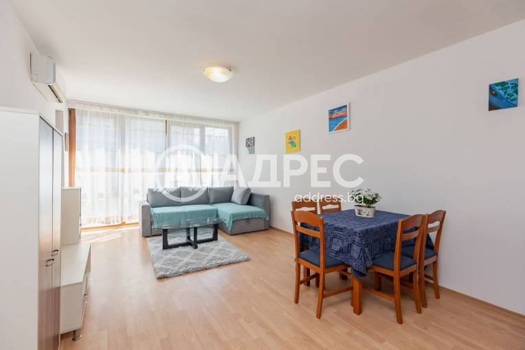 Двустаен апартамент, Варна, к.к. Св.Св. Константин и Елена, 691310, Снимка 1