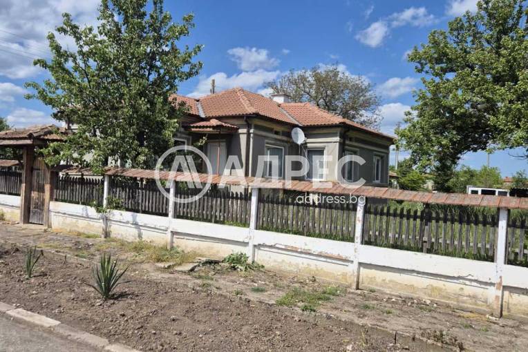 Къща/Вила, Смолница, 667313, Снимка 2