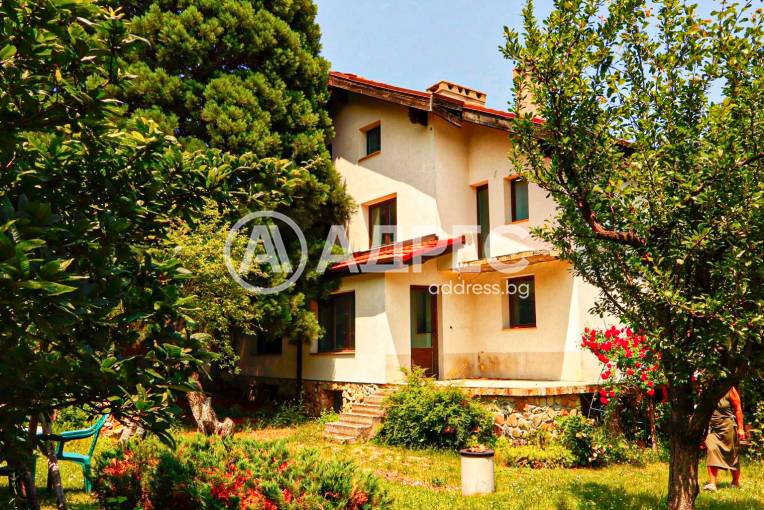 Къща/Вила, София, Камбаните, 658314, Снимка 1