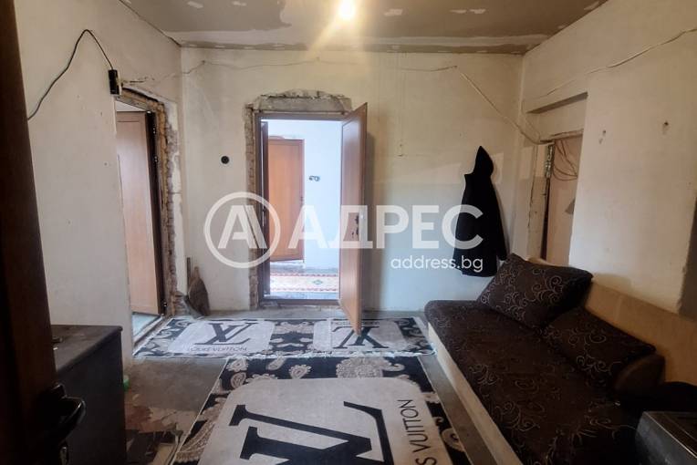 Къща/Вила, Куцина, 658315, Снимка 5