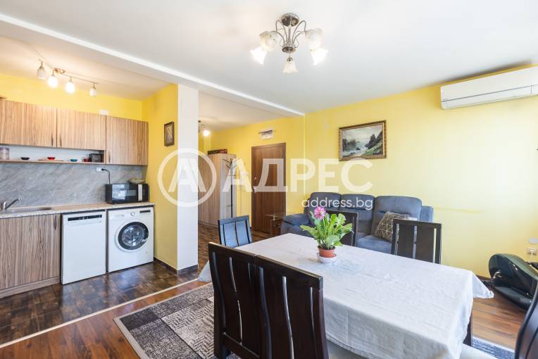 Тристаен апартамент, Варна, Лятно кино Тракия, 665315, Снимка 1