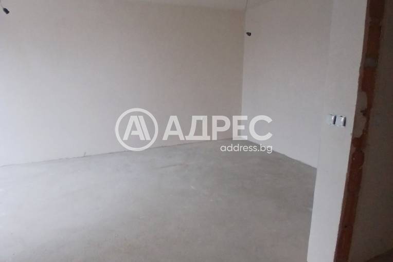 Двустаен апартамент, Варна, Погребите, 681315, Снимка 7