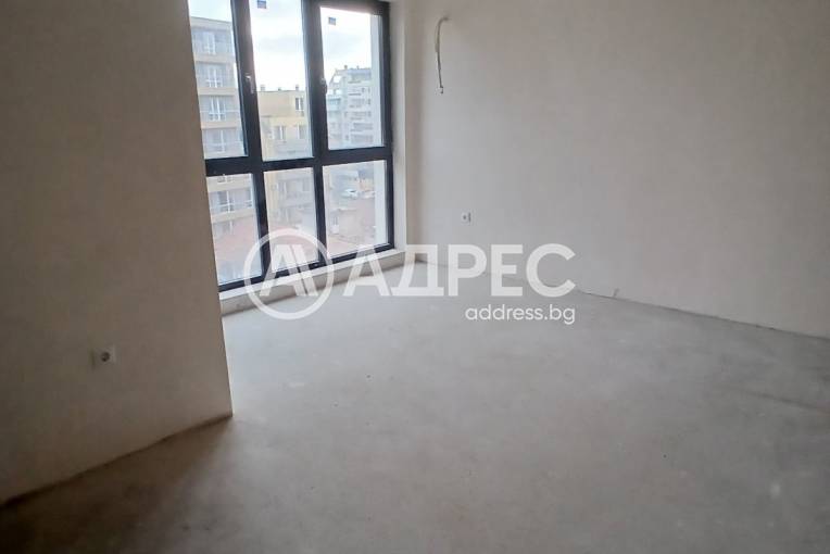 Двустаен апартамент, Варна, Погребите, 681315, Снимка 8