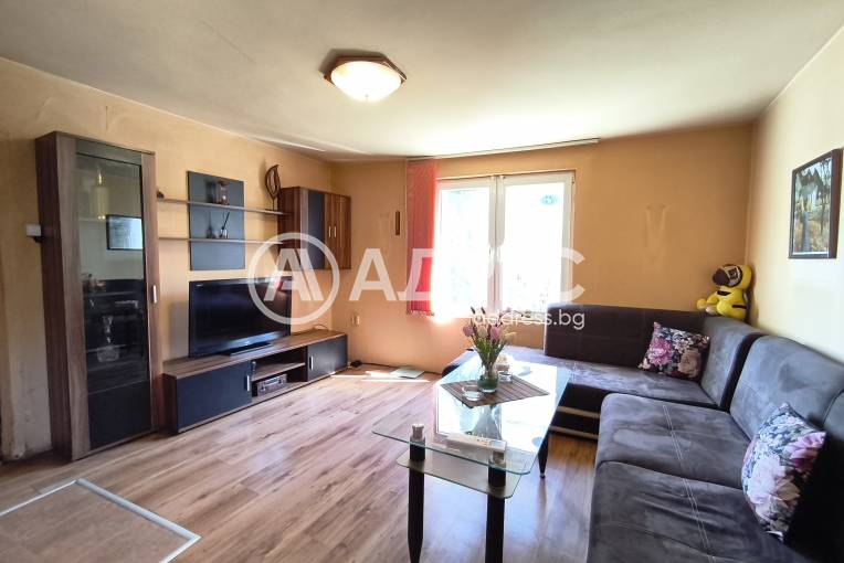 Къща/Вила, София, Горна Баня, 680316, Снимка 2