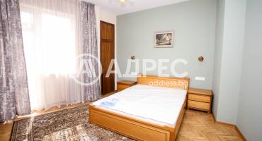 Тристаен апартамент, София, Център, 696318, Снимка 1