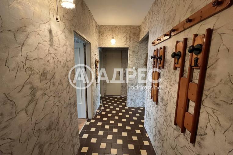 Тристаен апартамент, София, Овча купел 2, 698318, Снимка 2