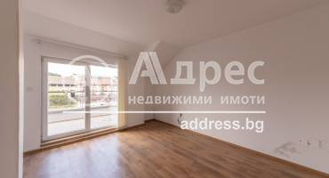 Многостаен апартамент, Варна, ЖП Гара, 556319, Снимка 2