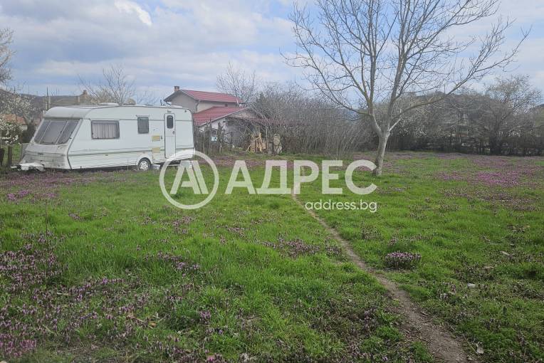 Парцел/Терен, Църква, 688319, Снимка 1