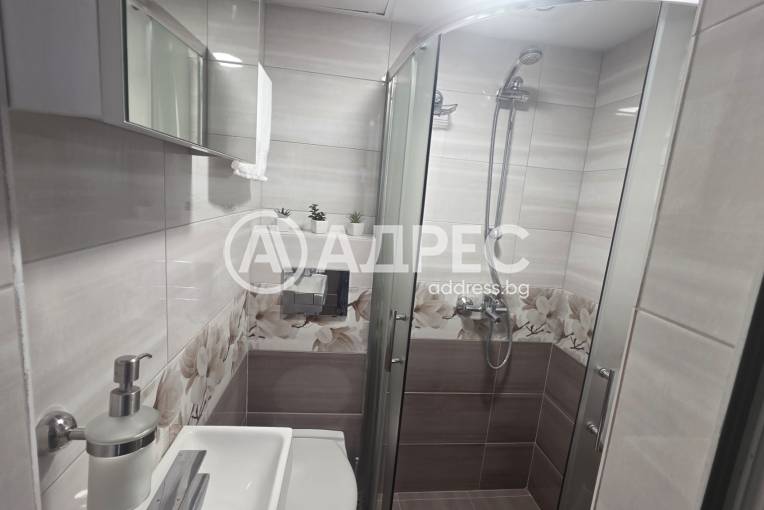 Къща/Вила, Плевен, ВМИ, 674320, Снимка 6