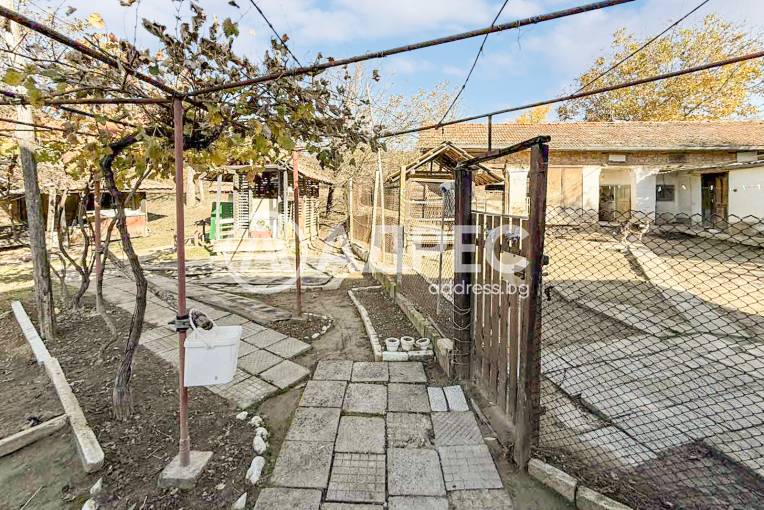 Къща/Вила, Бръшляница, 674322, Снимка 14