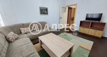 Тристаен апартамент, Бургас, Център, 685322, Снимка 1