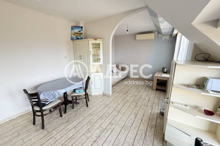 Двустаен апартамент, Варна, Галата, 688322, Снимка 2