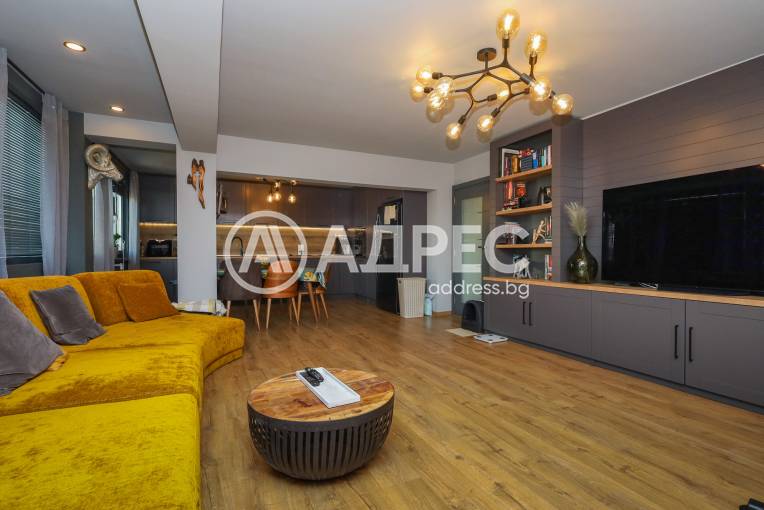 Многостаен апартамент, Несебър, Стария град, 642324, Снимка 1