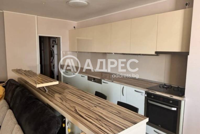 Тристаен апартамент, София, Гоце Делчев, 681324, Снимка 2