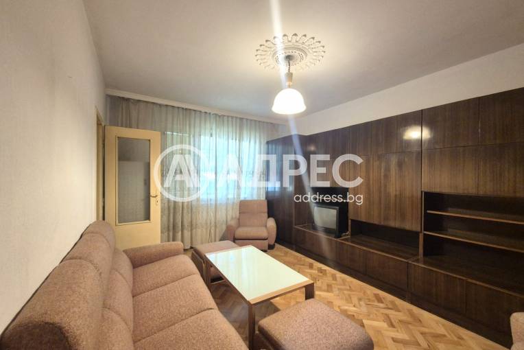 Тристаен апартамент, Русе, Здравец, 700325, Снимка 2