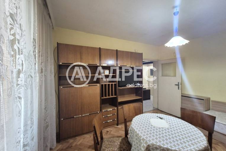 Тристаен апартамент, Русе, Здравец, 700325, Снимка 9
