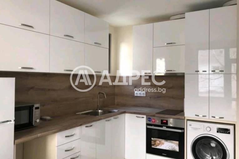 Двустаен апартамент, Плевен, Идеален център, 687326, Снимка 2