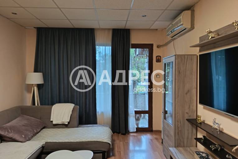 Тристаен апартамент, Пазарджик, Запад, 700327, Снимка 1