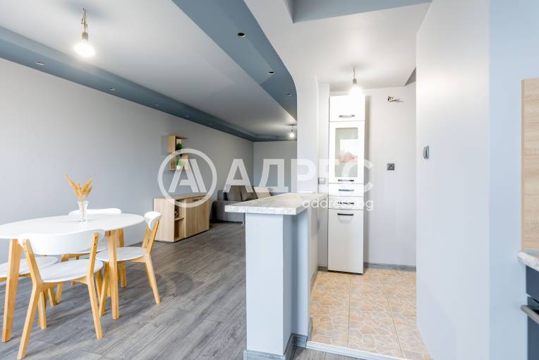 Тристаен апартамент, Плевен, ВМИ, 668330, Снимка 1