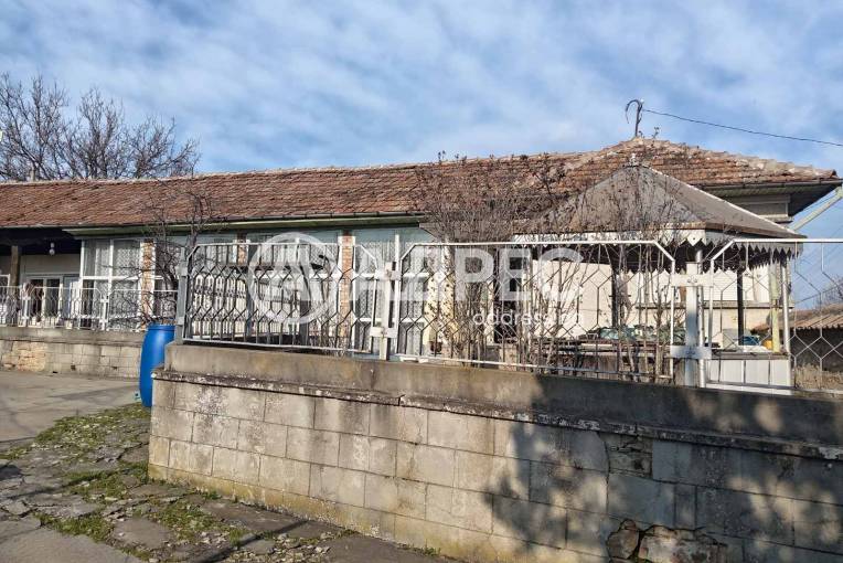 Къща/Вила, Мерданя, 687333, Снимка 1