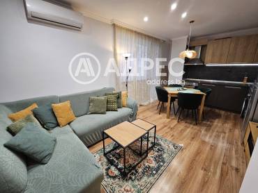 Тристаен апартамент, Варна, ЖП Гара, 673334, Снимка 1