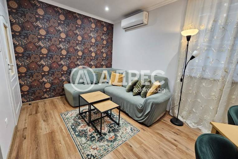 Тристаен апартамент, Варна, ЖП Гара, 673334, Снимка 2