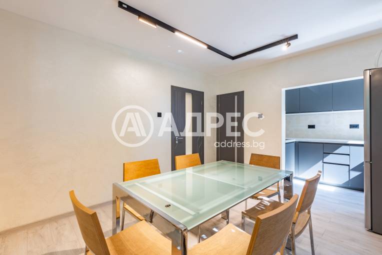 Многостаен апартамент, Варна, Операта, 660335, Снимка 1