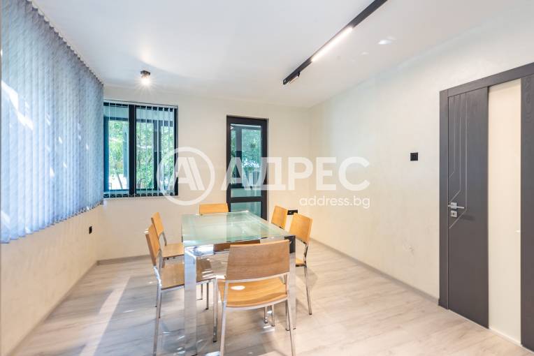 Многостаен апартамент, Варна, Операта, 660335, Снимка 14