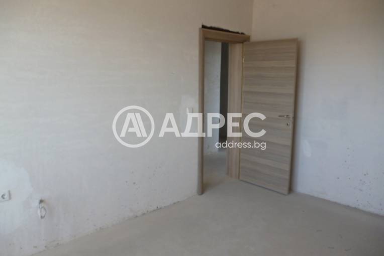 Тристаен апартамент, Добрич, Център, 659336, Снимка 12